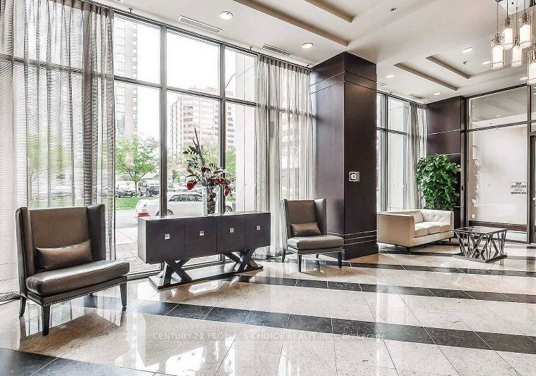 208-enfield-place-mississauga-ontario-w12462097
