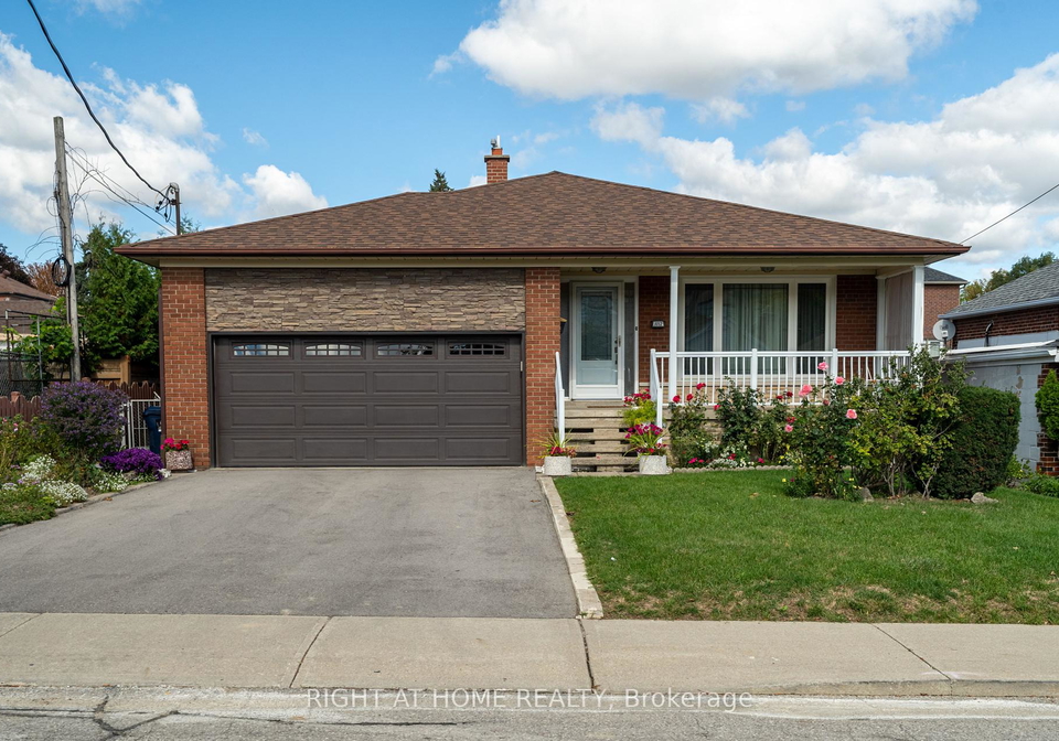 1012-castlefield-avenue-north-york-ontario-w12462191
