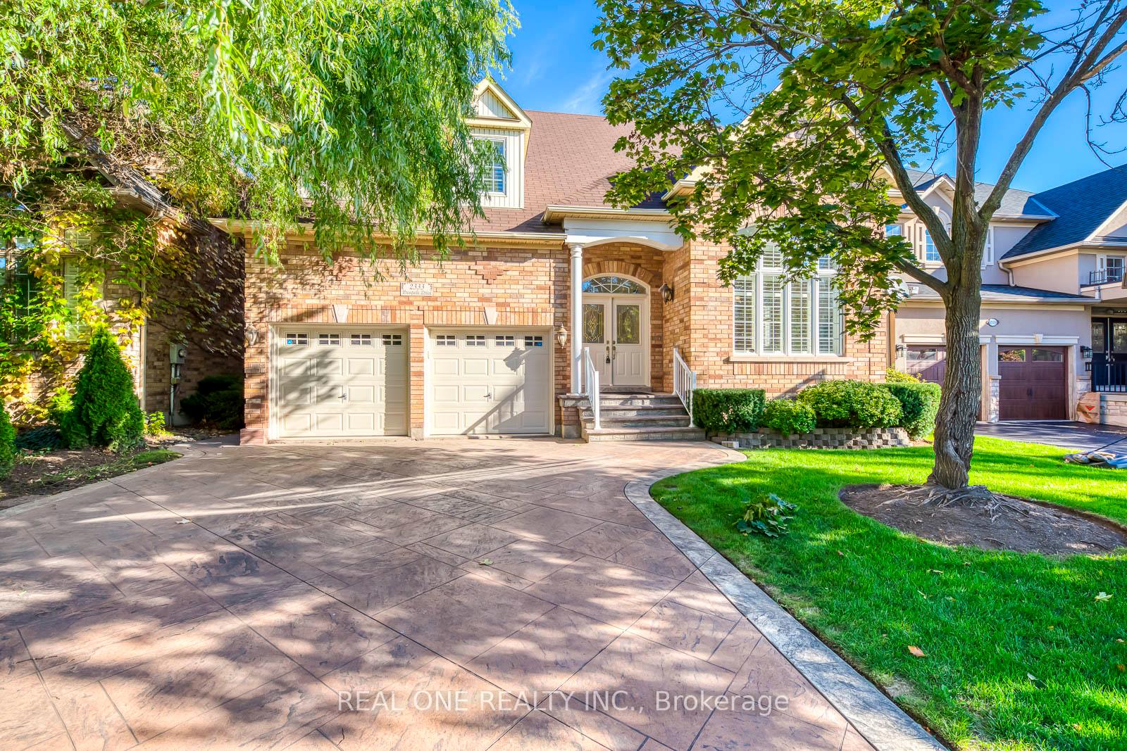 2333-presquile-drive-oakville-ontario-w12462299