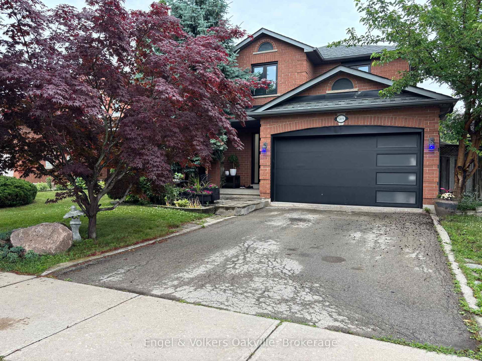569-phoebe-crescent-burlington-ontario-w12462334