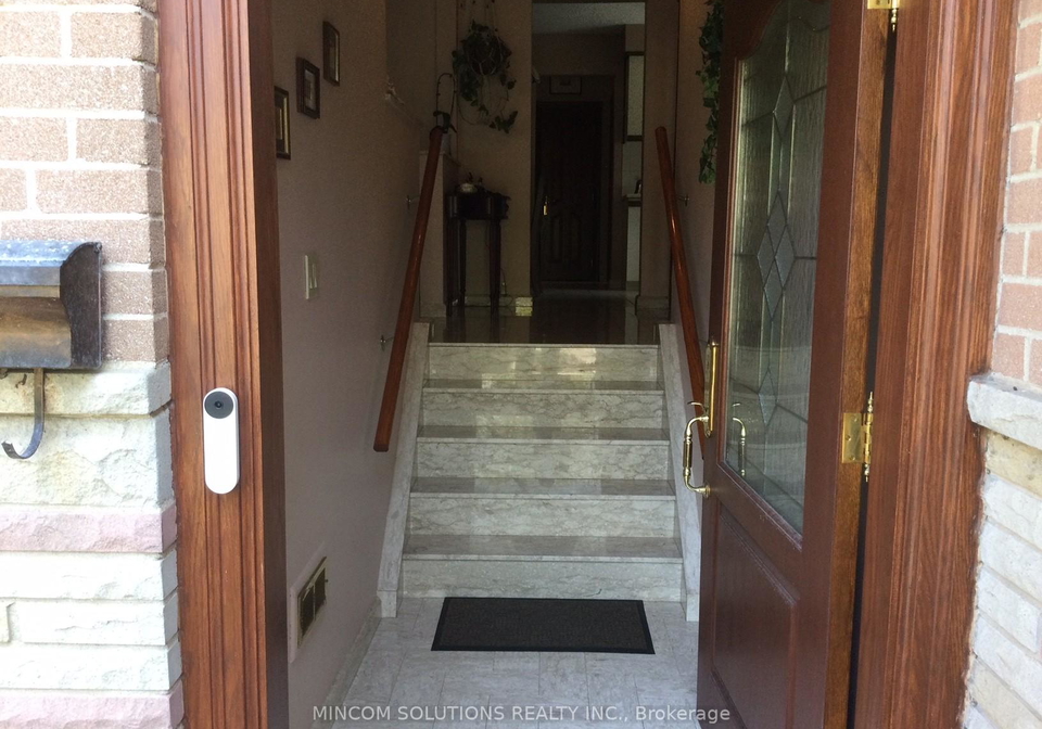 167-kingsview-boulevard-etobicoke-ontario-w12462380