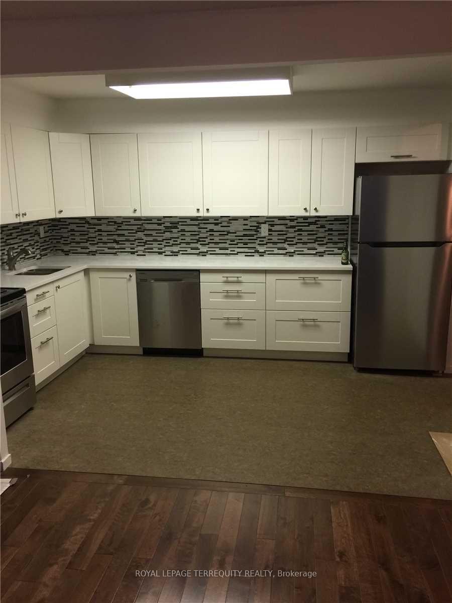 2879-lake-shore-boulevard-w-etobicoke-ontario-w12462529