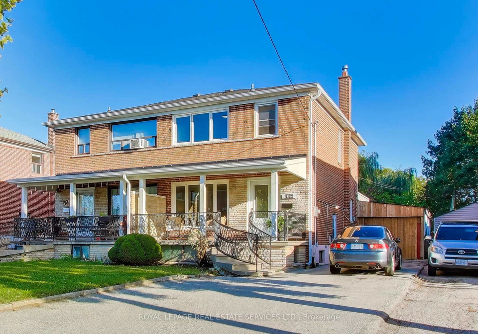 135-giltspur-drive-york-ontario-w12462680