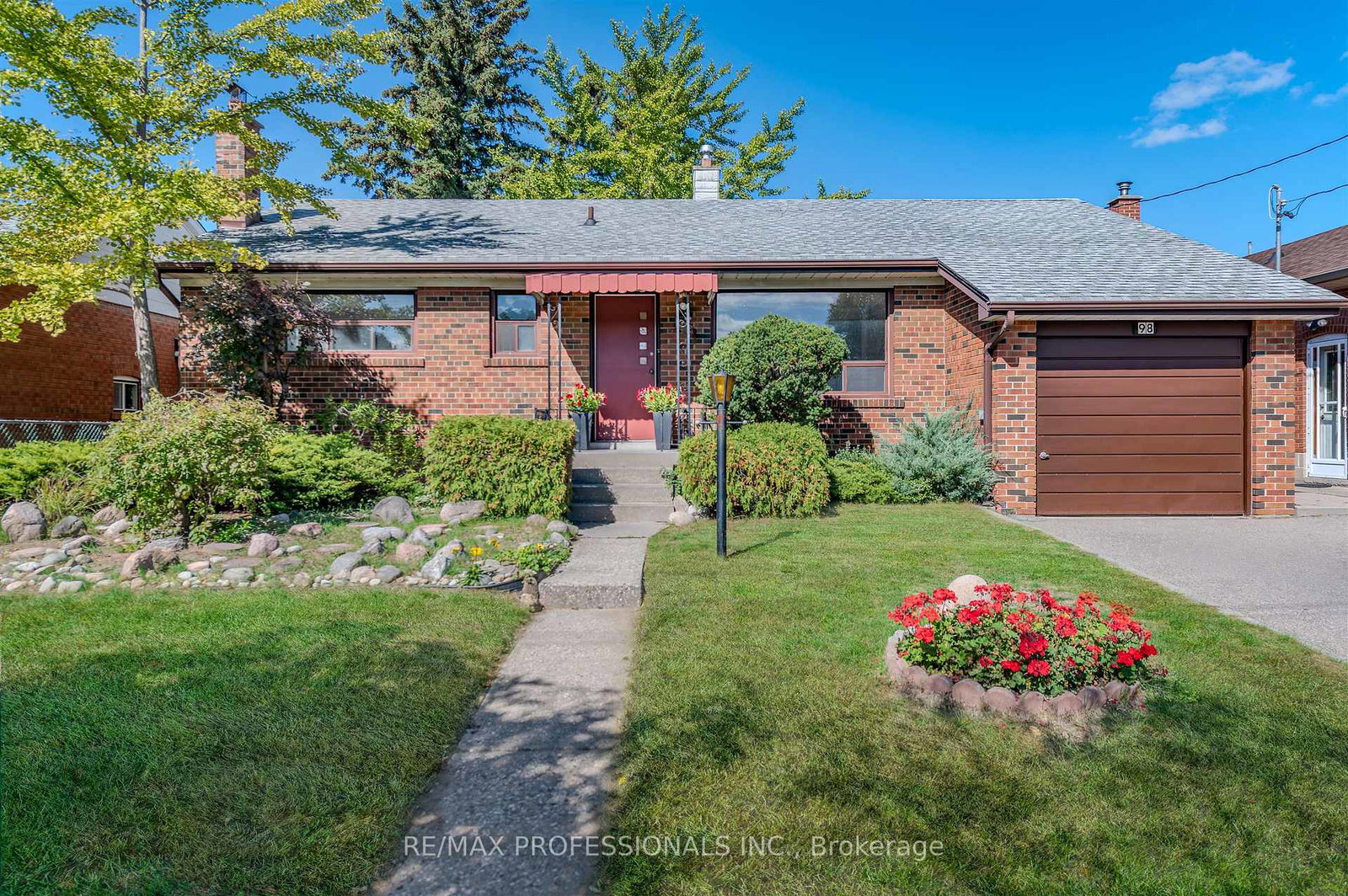 98-ambleside-avenue-etobicoke-ontario-w12462719