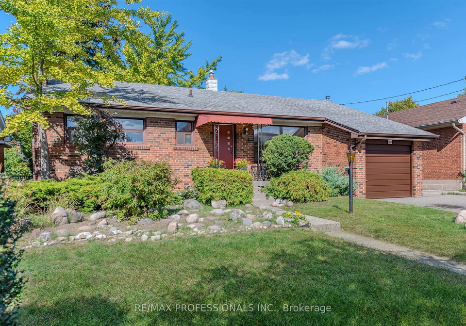 98-ambleside-avenue-etobicoke-ontario-w12462719