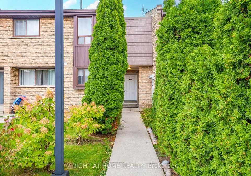 2605-woodchester-drive-mississauga-ontario-w12462742