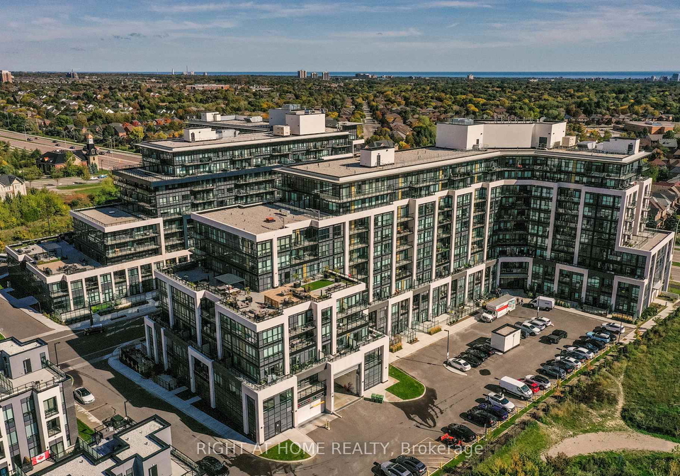 405-dundas-street-w-oakville-ontario-w12463024
