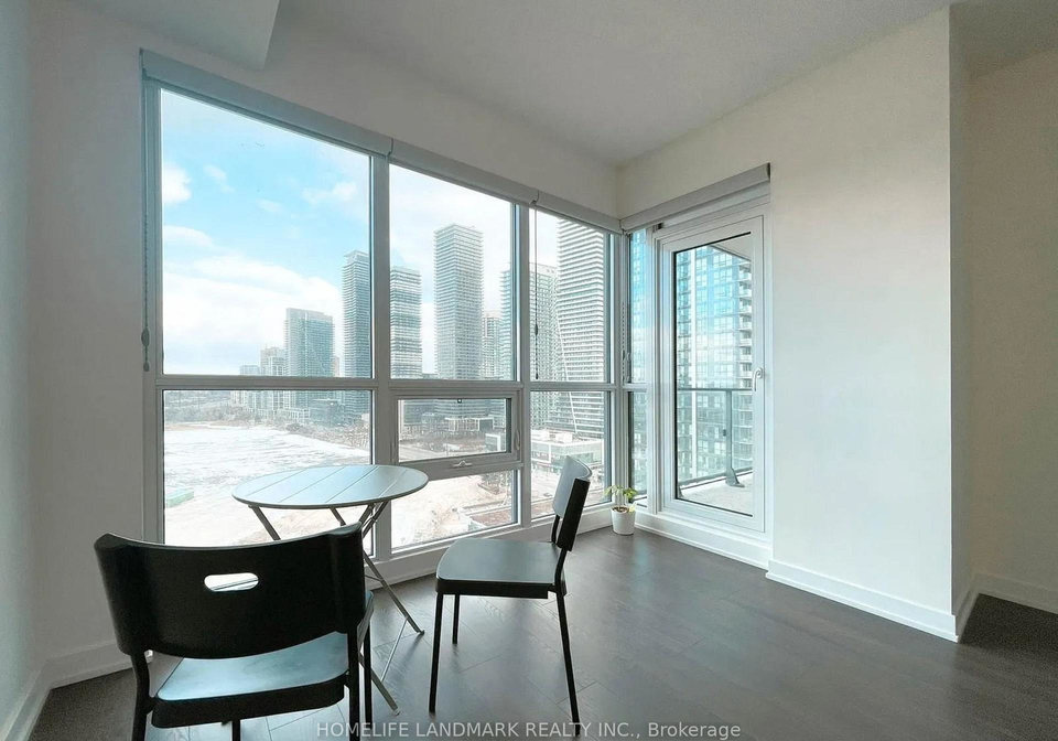 2220-lakeshore-boulevard-w-etobicoke-ontario-w12463296