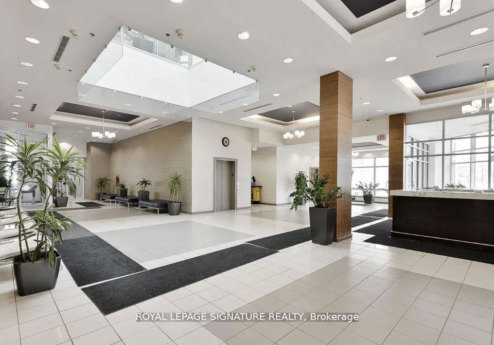 33-elm-drive-mississauga-ontario-w12463302