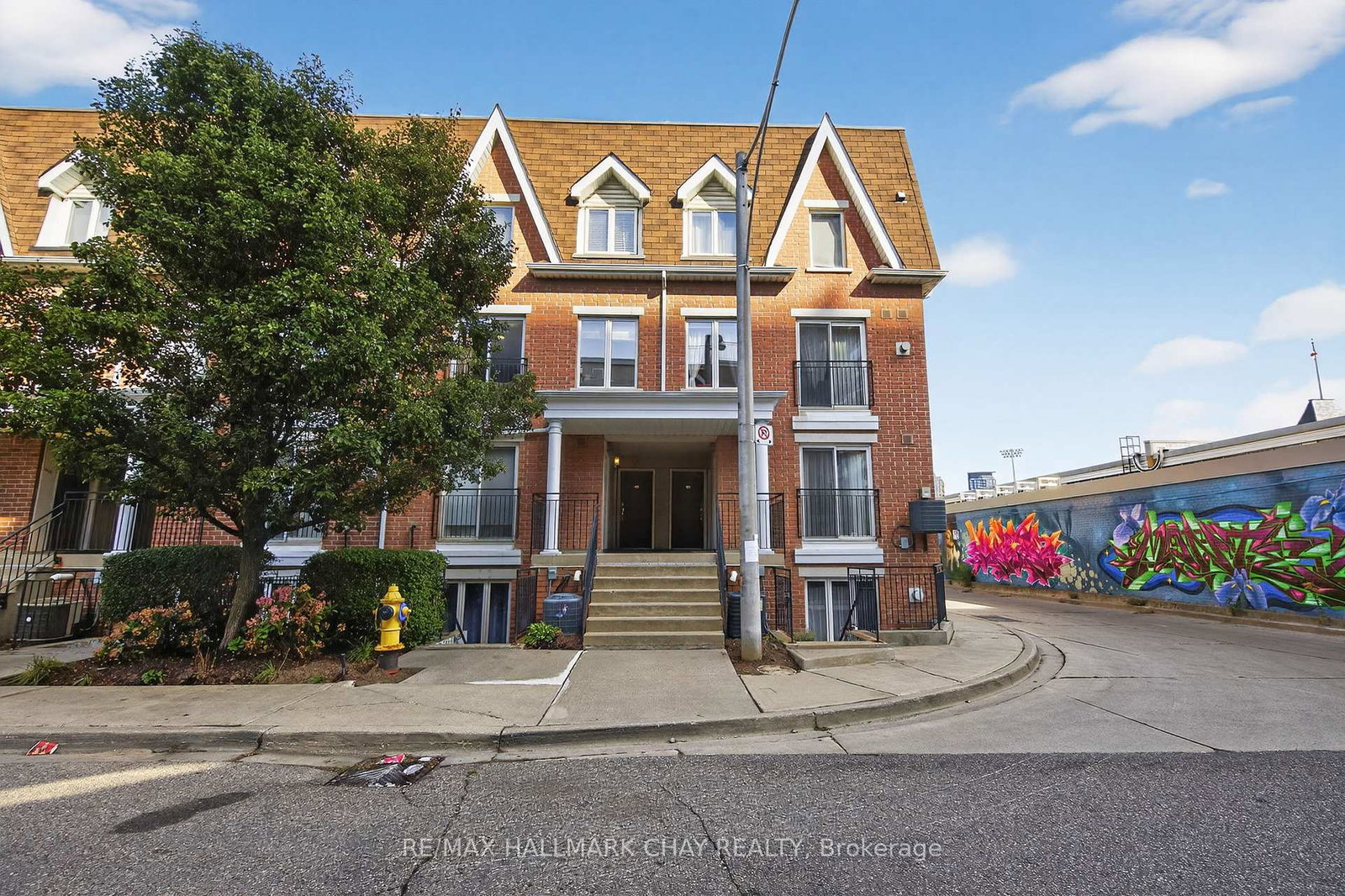 15-laidlaw-street-toronto-ontario-w12463621