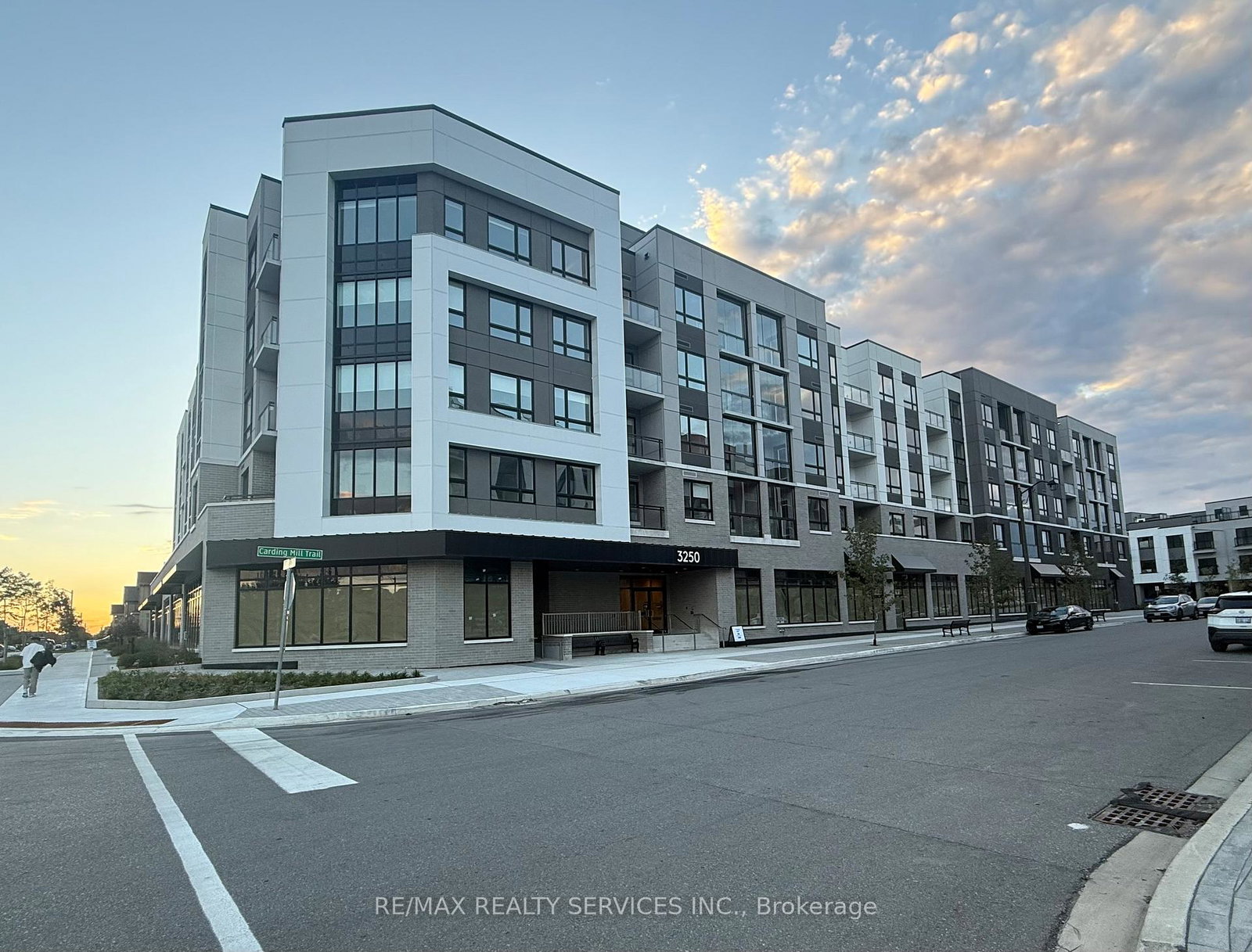 3250-carding-mill-trail-oakville-ontario-w12463731