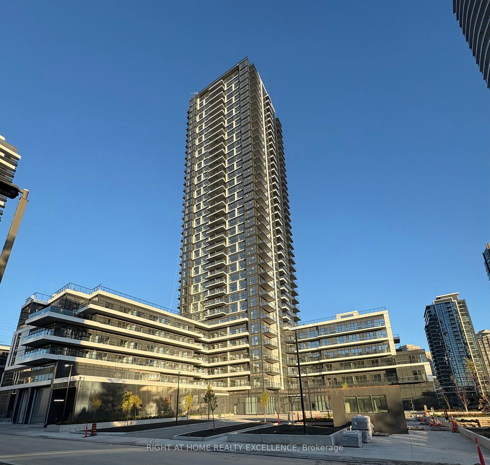 15-watergarden-drive-mississauga-ontario-w12463771
