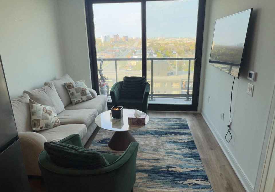 86-dundas-street-mississauga-ontario-w12463774
