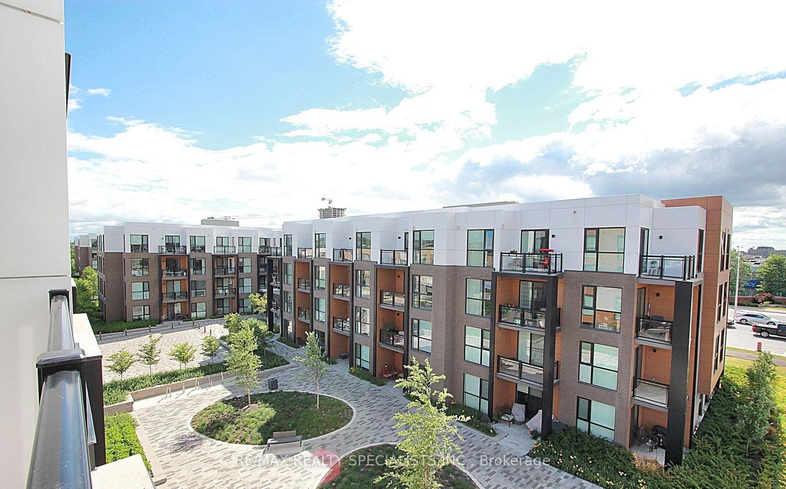 150-sabina-drive-oakville-ontario-w12464499