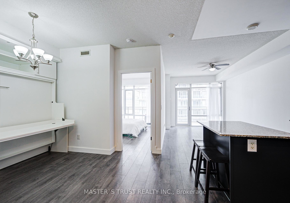 360-square-one-drive-mississauga-ontario-w12464538