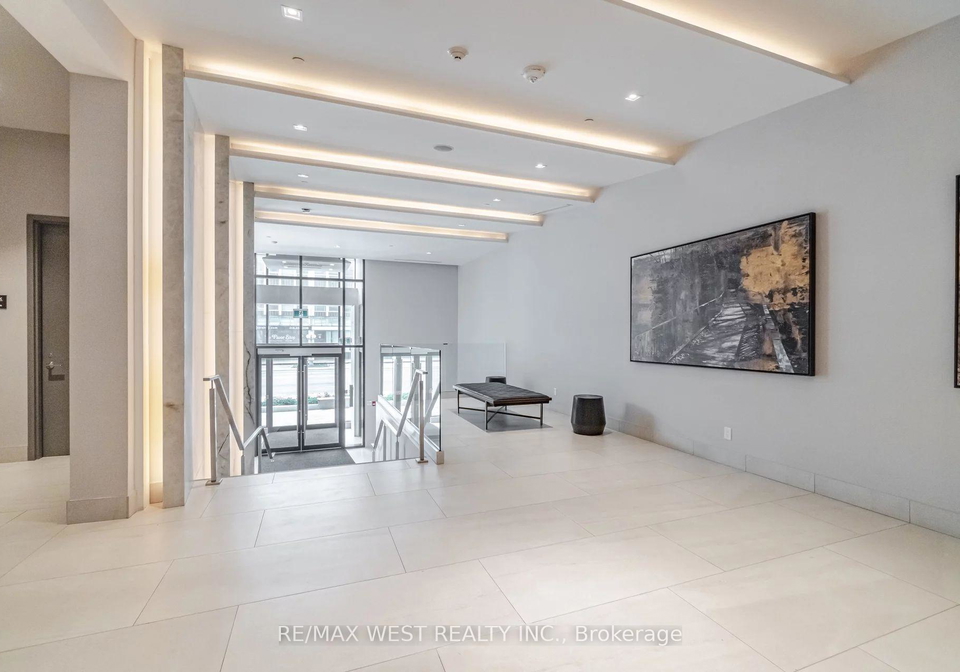 4208-dundas-street-w-etobicoke-ontario-w12464582