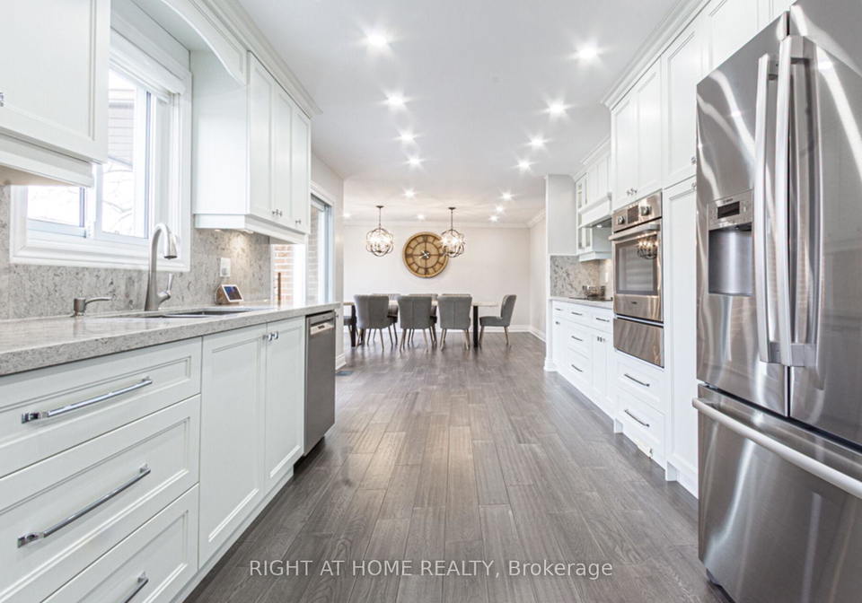 1388-highgate-court-oakville-ontario-w12464836
