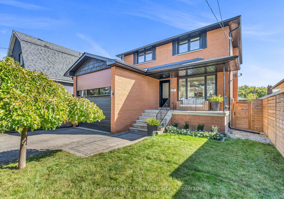944-tenth-street-mississauga-ontario-w12464920