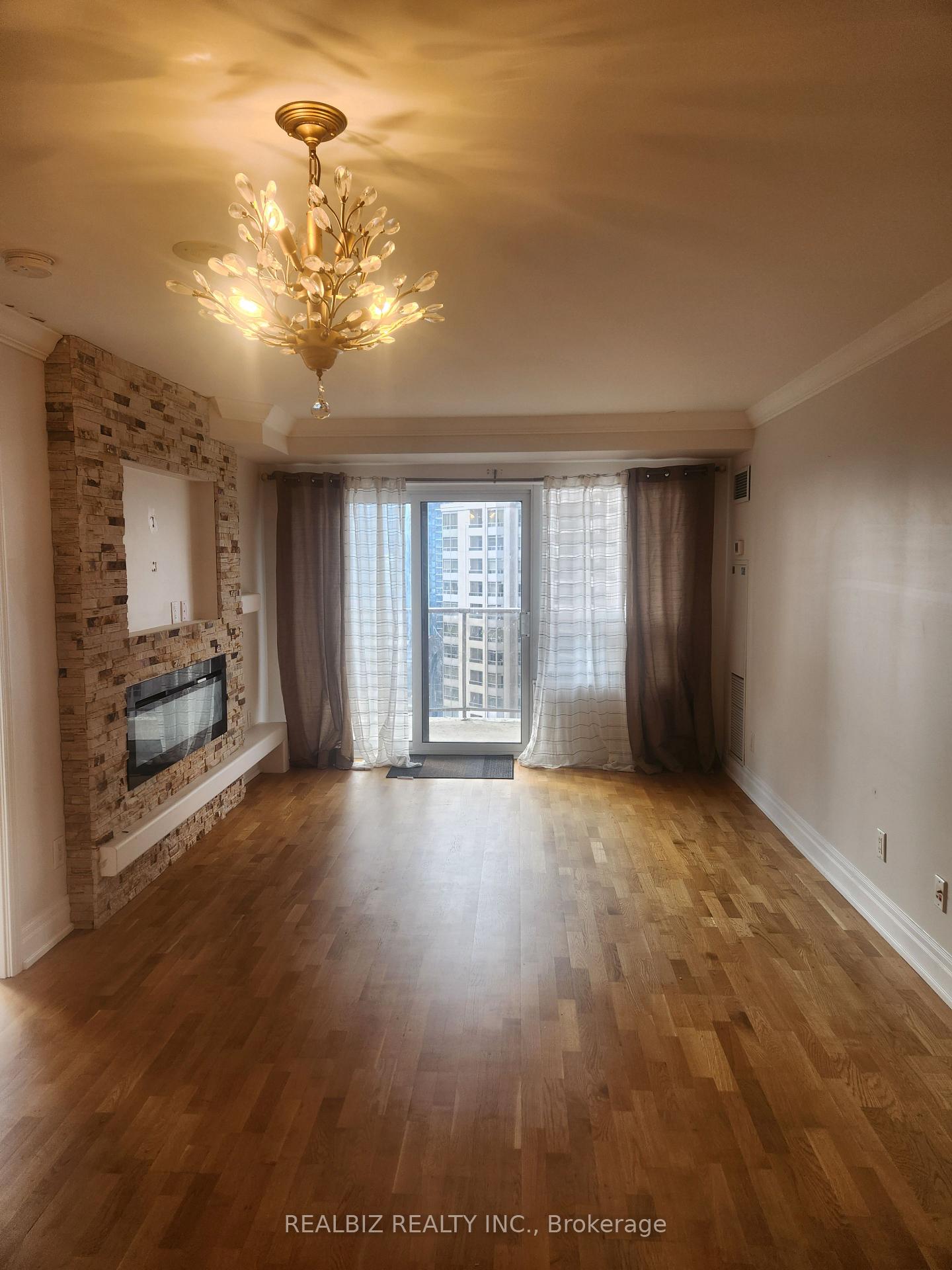 25-kingsbridge-garden-circle-mississauga-ontario-w12464952