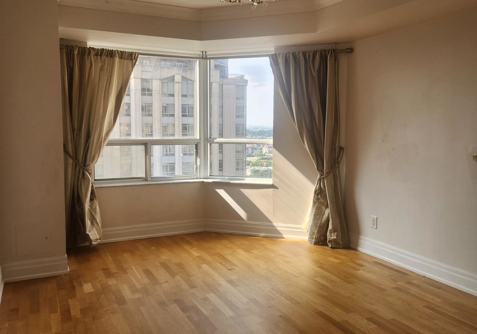 25-kingsbridge-garden-circle-mississauga-ontario-w12464952