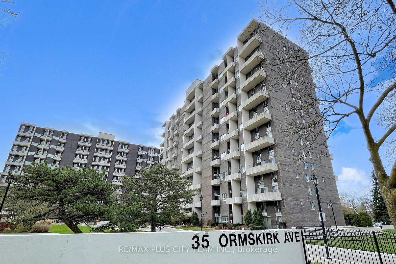 35-ormskirk-avenue-toronto-ontario-w12465301