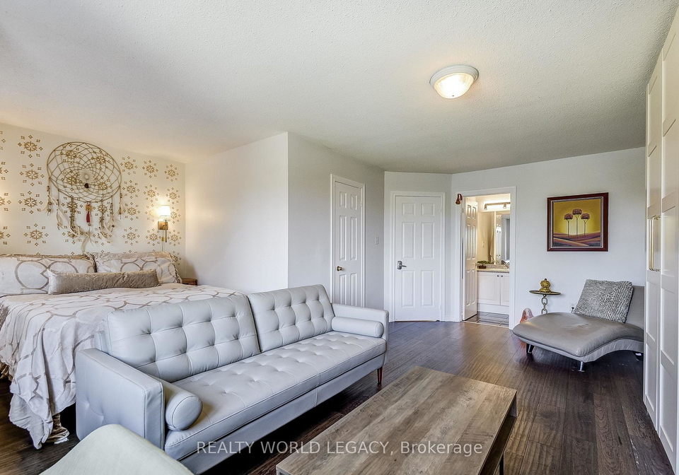25boros-road-burlington-ontario-w12465389