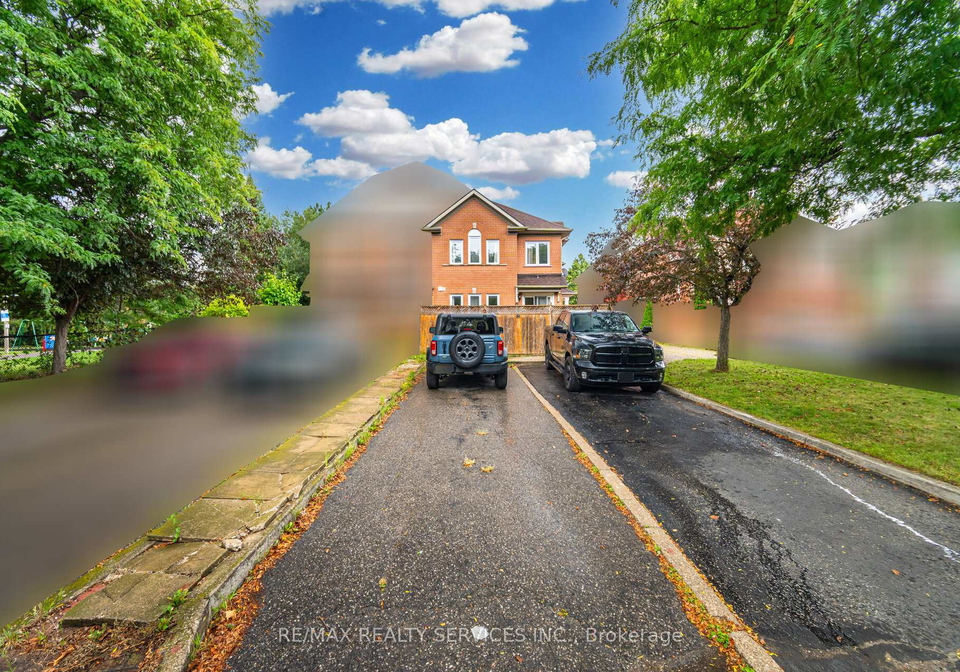27-rain-lily-lane-brampton-ontario-w12465390