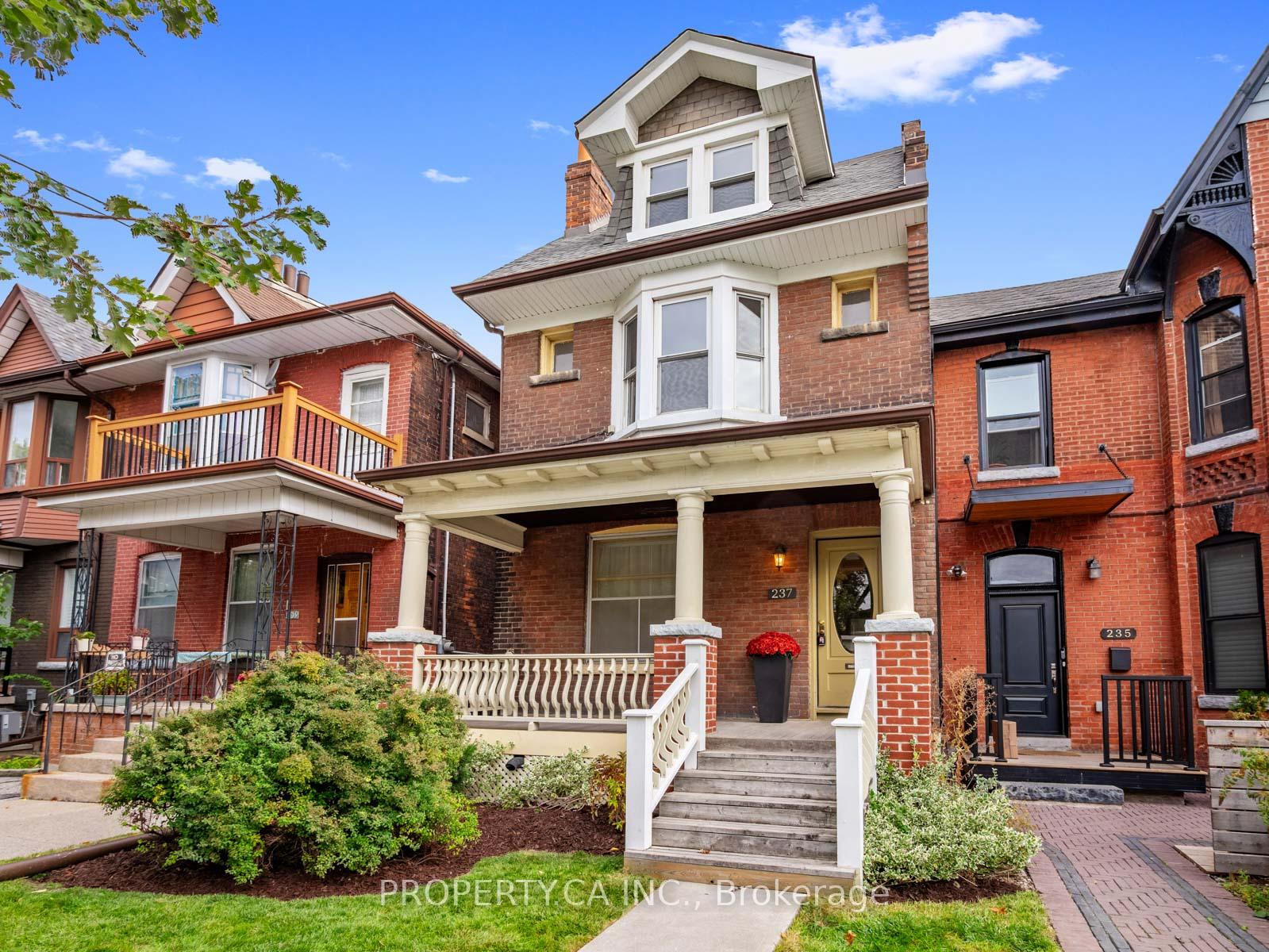 237-delaware-avenue-toronto-ontario-w12465513
