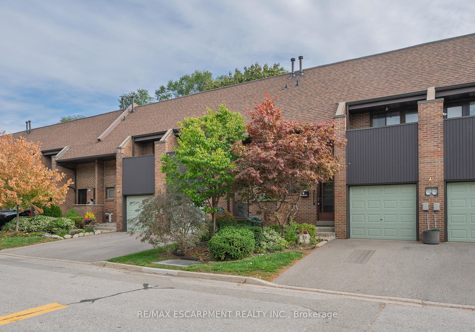 111-maple-branch-path-etobicoke-ontario-w12465538
