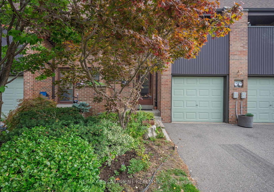 111-maple-branch-path-etobicoke-ontario-w12465538