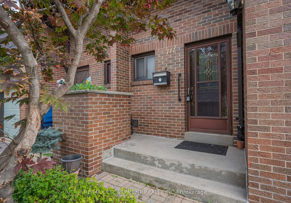 111-maple-branch-path-etobicoke-ontario-w12465538