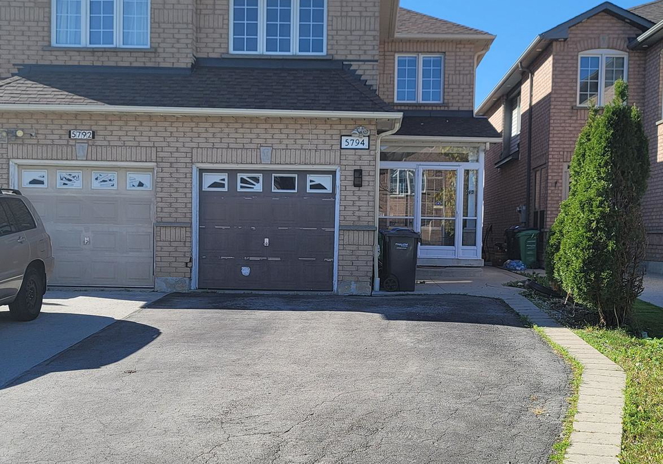 5794-gant-crescent-mississauga-ontario-w12465627