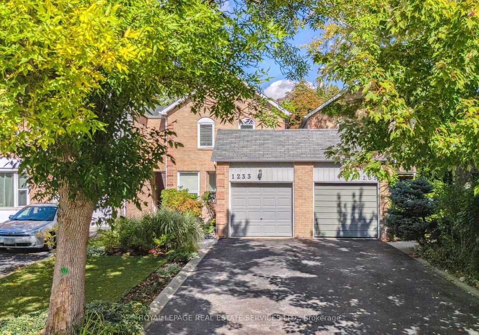 1233-hedgestone-crescent-oakville-ontario-w12465730
