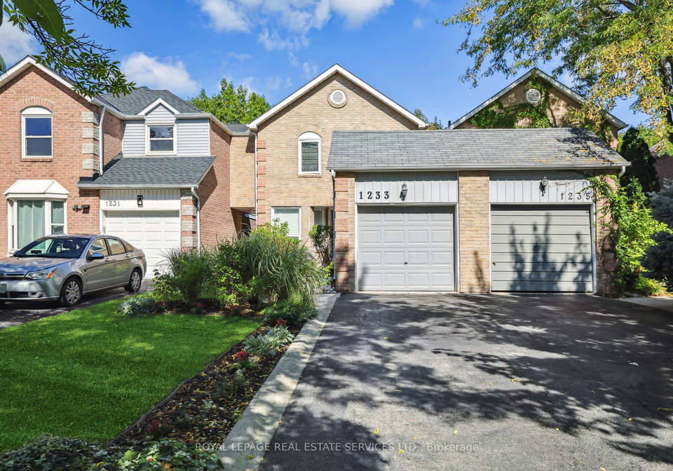 1233-hedgestone-crescent-oakville-ontario-w12465730