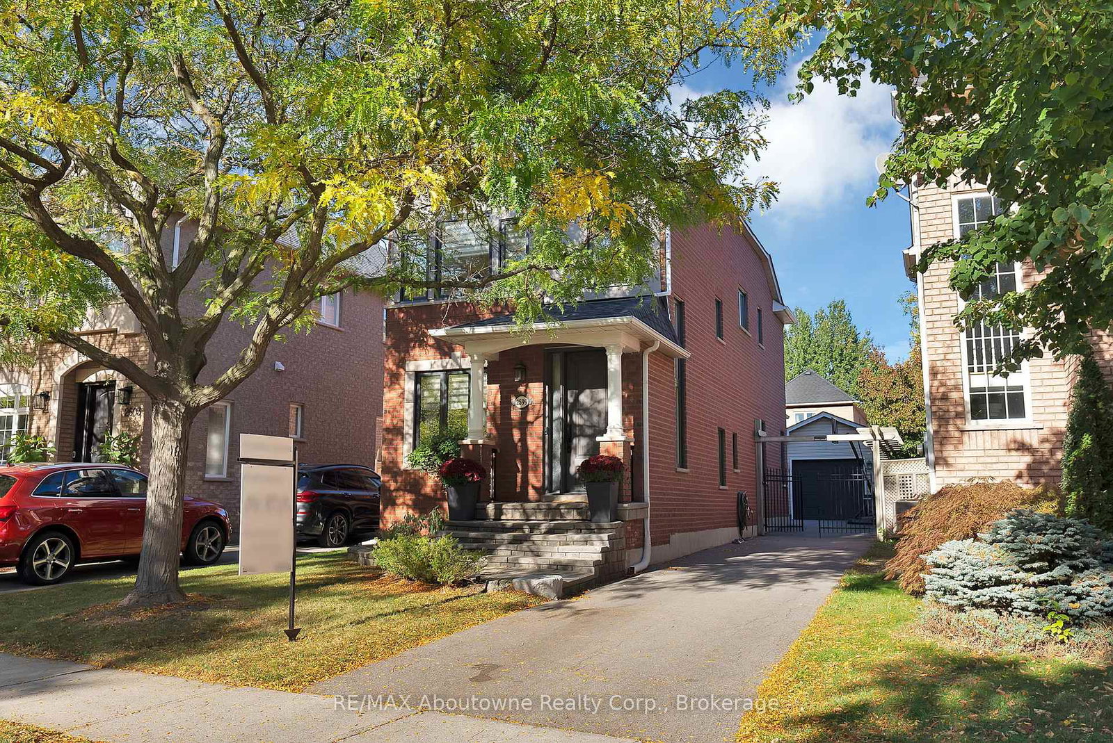 2599-castle-hill-crescent-oakville-ontario-w12465871