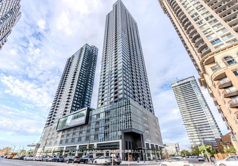 395-square-one-drive-mississauga-ontario-w12465879