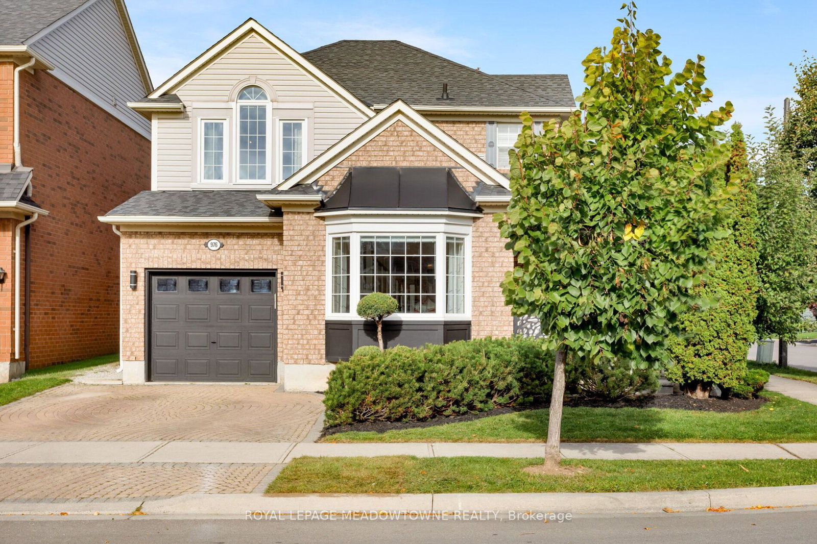 976-lancaster-boulevard-milton-ontario-w12466001