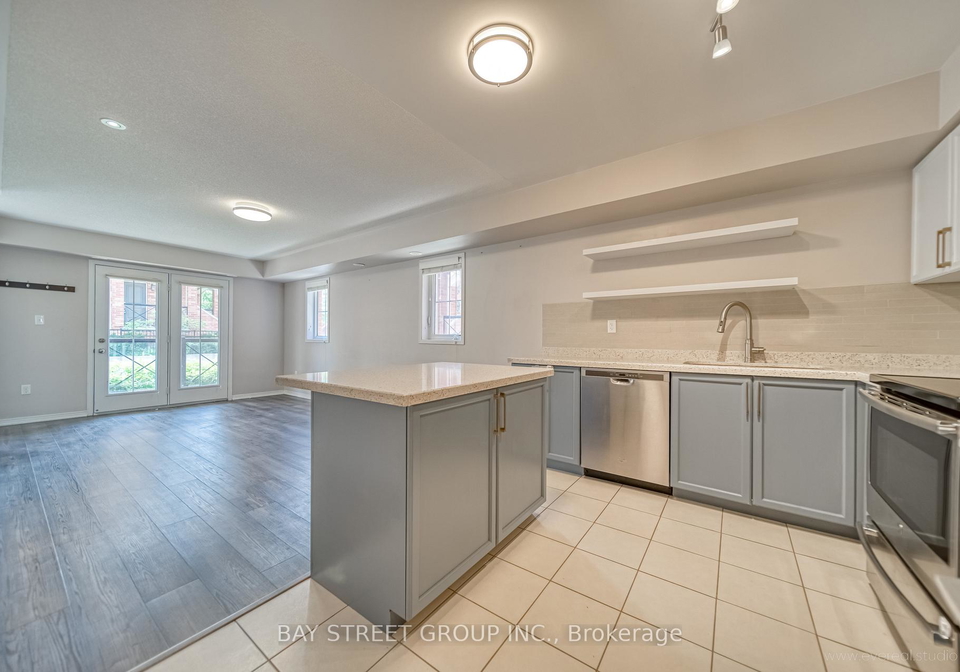 2444-post-road-oakville-ontario-w12466028