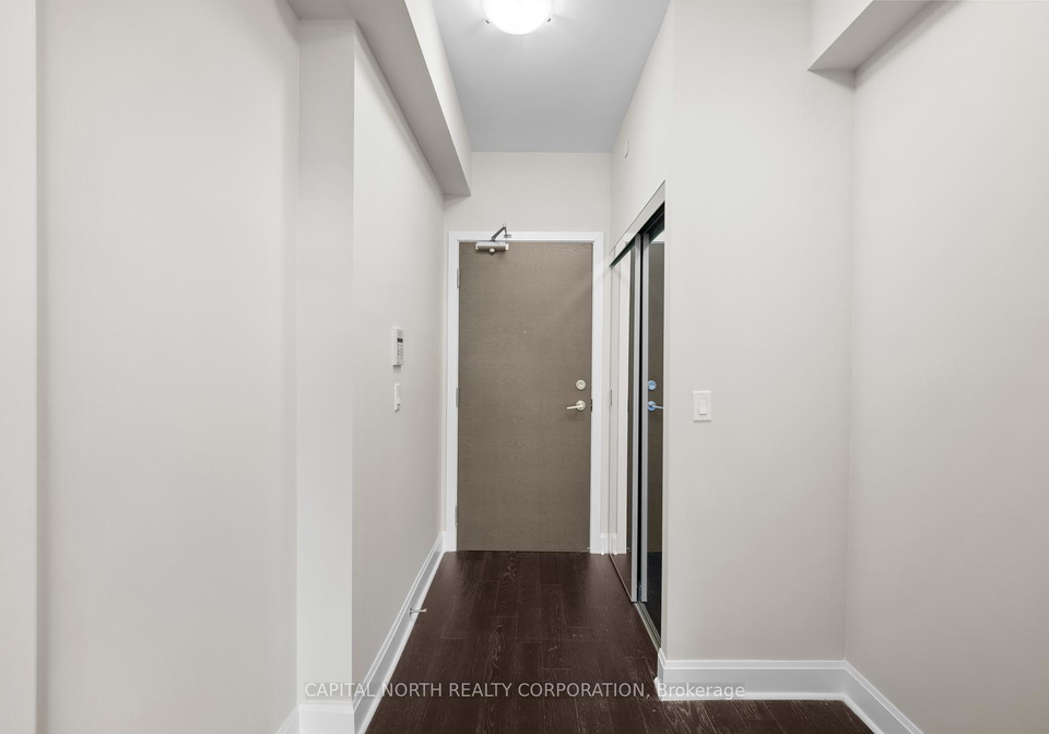 33-shore-breeze-drive-etobicoke-ontario-w12466082