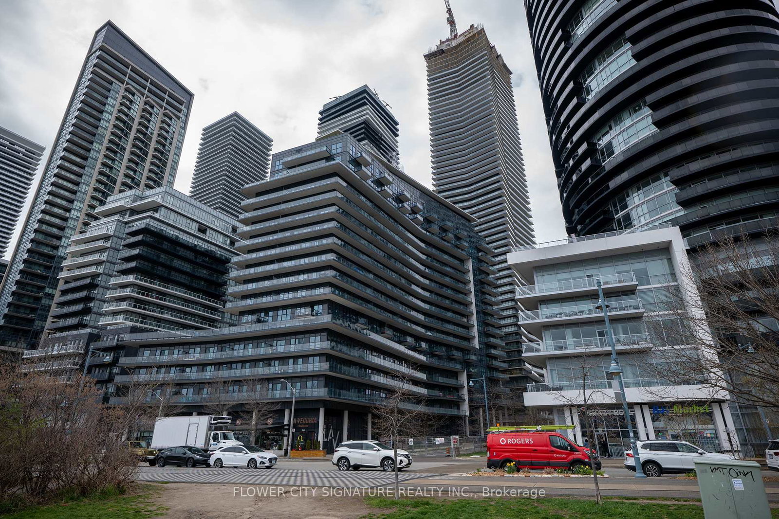 39-annie-craig-drive-etobicoke-ontario-w12466298