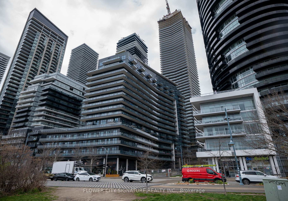 39-annie-craig-drive-etobicoke-ontario-w12466298