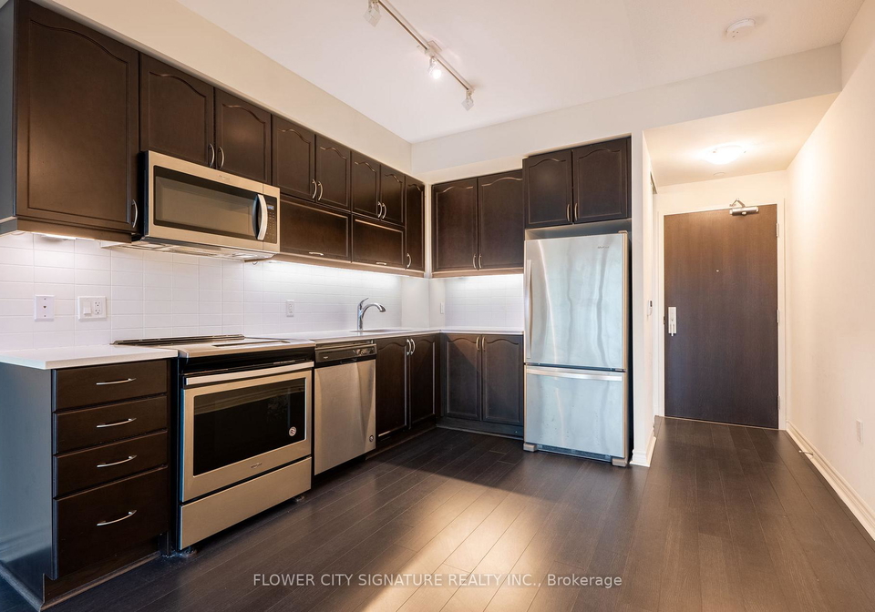 39-annie-craig-drive-etobicoke-ontario-w12466298