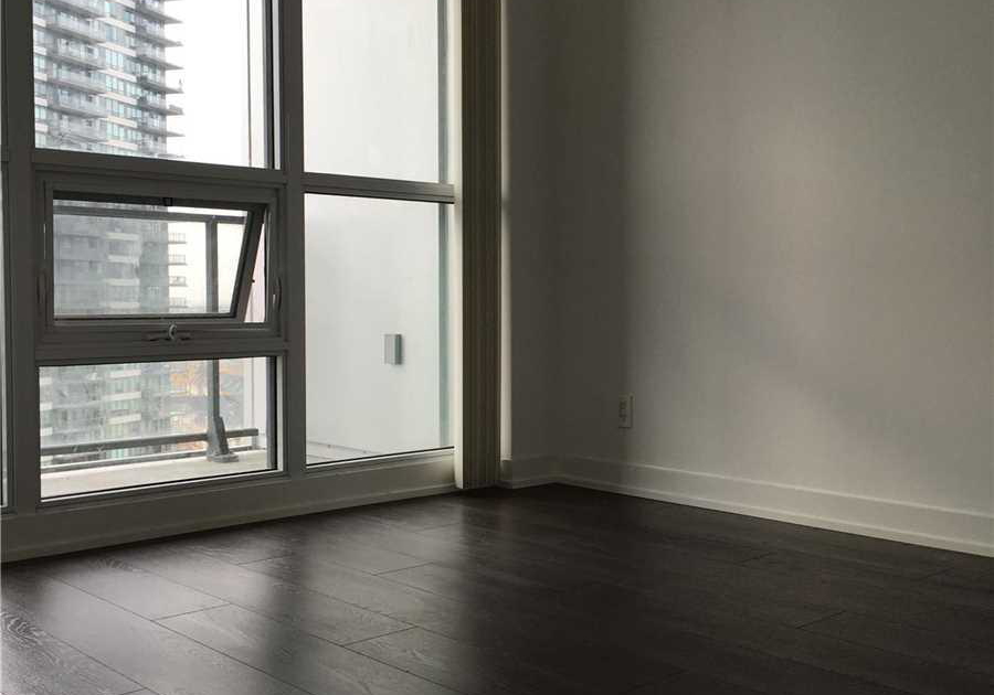 2212-lake-shore-boulevard-w-etobicoke-ontario-w12466312