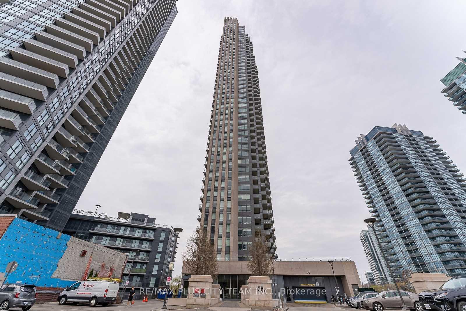 36-park-lawn-road-etobicoke-ontario-w12466354