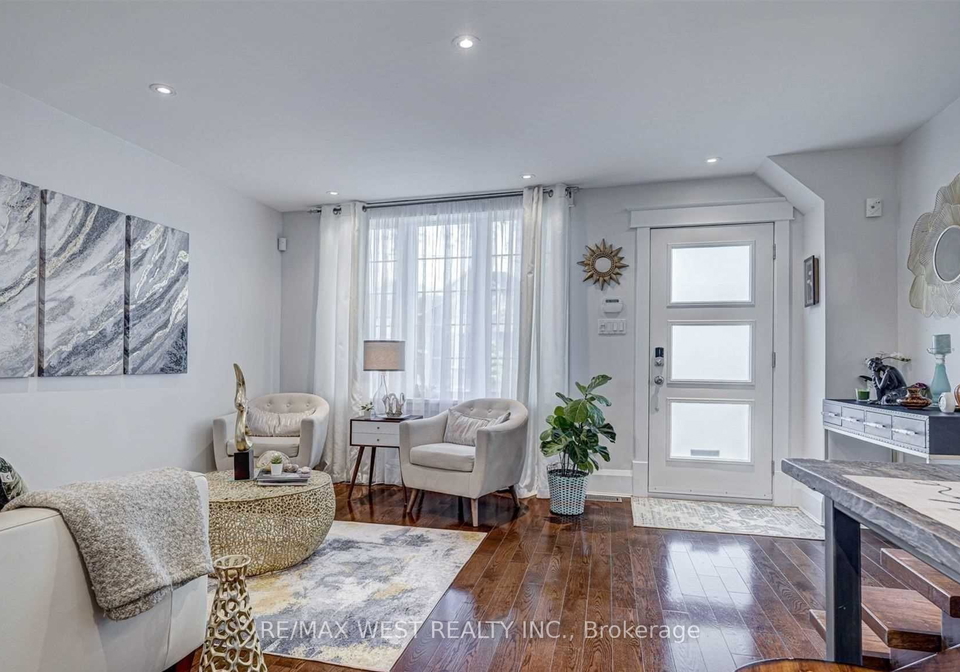 92-lake-crescent-etobicoke-ontario-w12466450