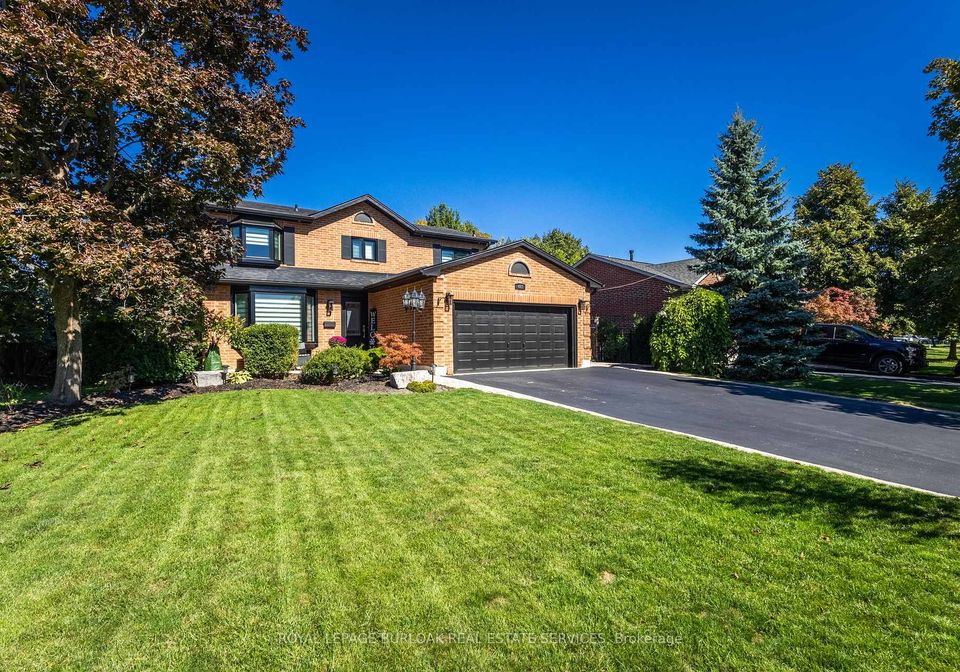 487-white-drive-milton-ontario-w12466637