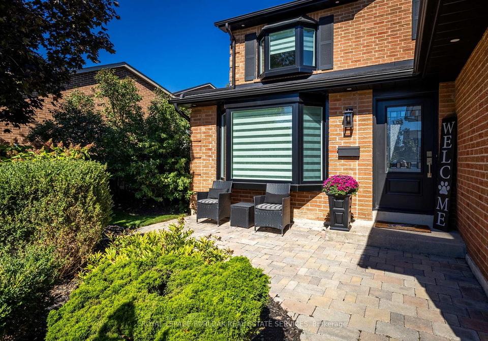 487-white-drive-milton-ontario-w12466637