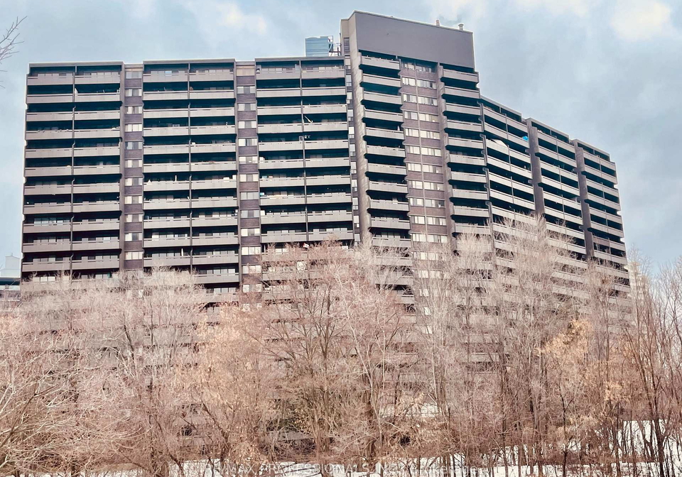 11-wincott-drive-etobicoke-ontario-w12466692