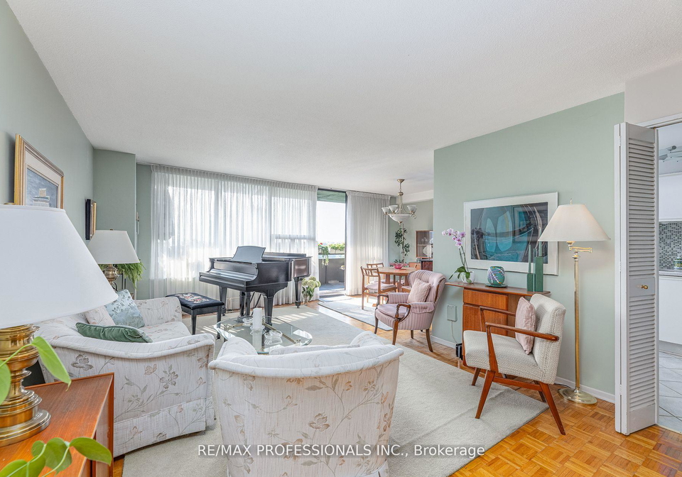 11-wincott-drive-etobicoke-ontario-w12466692