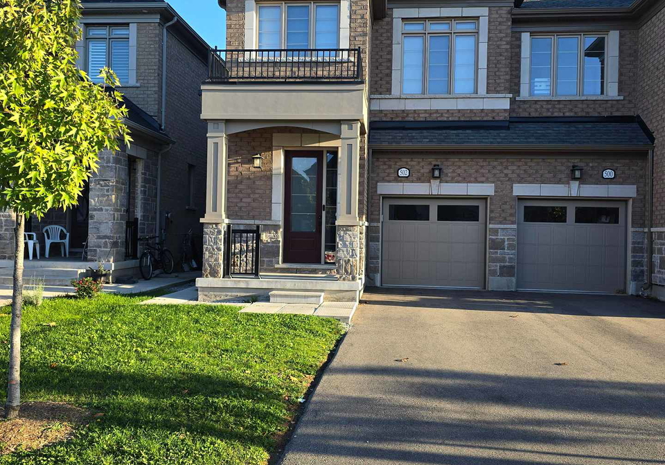 502-parent-place-milton-ontario-w12466814